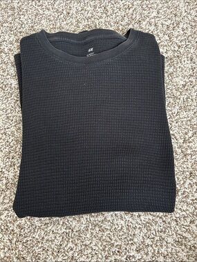 H&M Men's Black Waffle Knit Crewneck Sweater